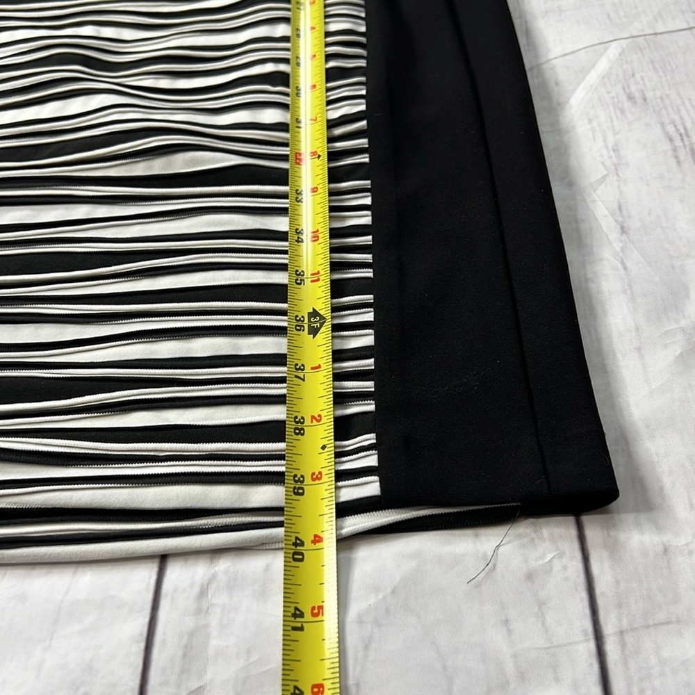 Joseph Ribkoff Womens Black/White Striped Bodycon Lined Dress - SZ: 12 - Picture 5 of 7